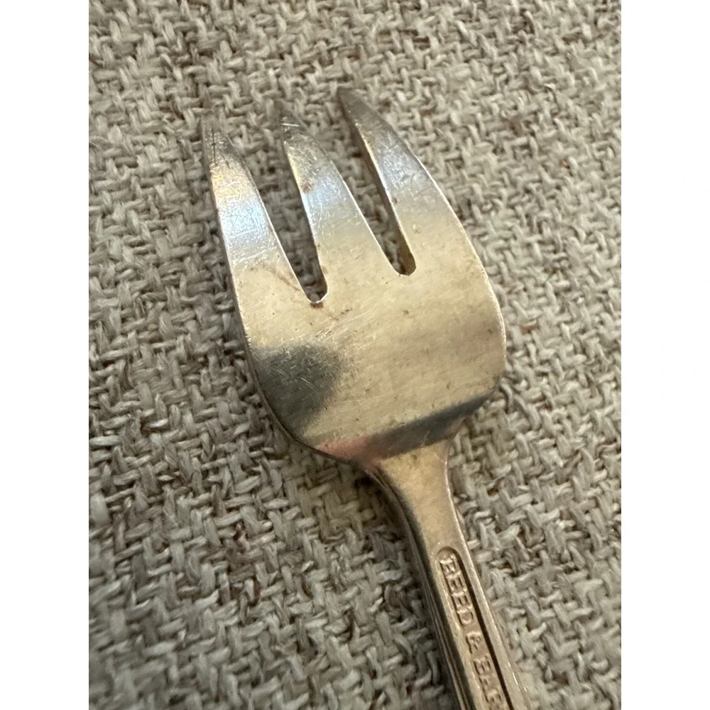 Reed & Barton Bullocks‎ Los Angeles Cocktail Fork Silverplate 5.5